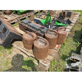 Svoriai 200 kg.