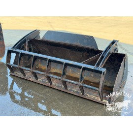 Kaušas su prispaudimu "Manitou", 2,45 m.