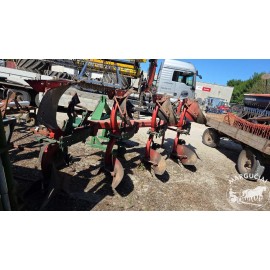 Vartomas plūgas "Kverneland F", 4x4 korpusų